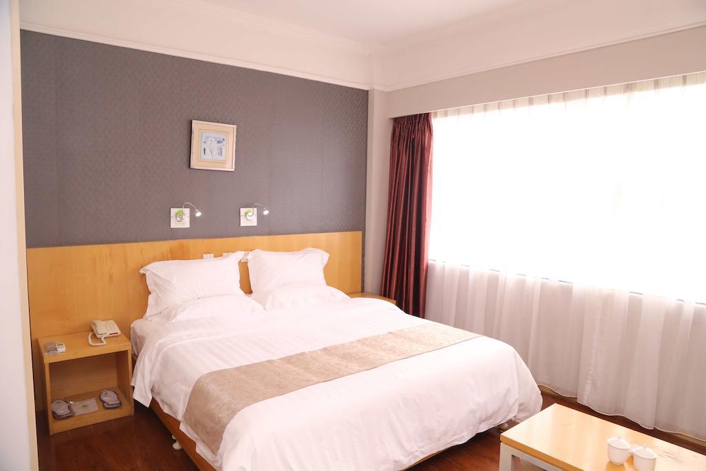 Qingdao Fu Yong Hotel الغرفة الصورة